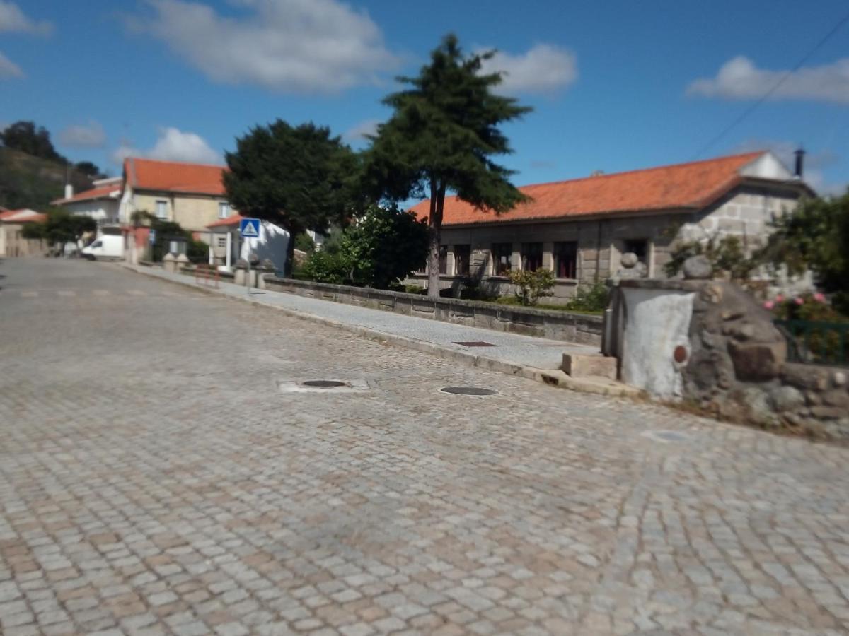 Governo'S House Melo エクステリア 写真
